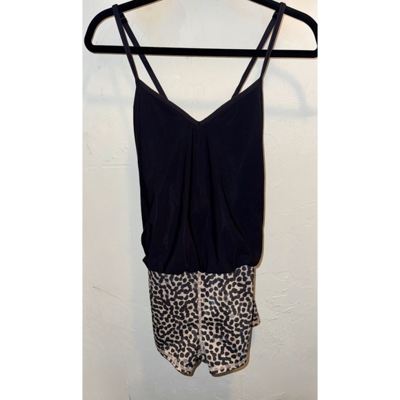 Lululemon Dance To Yoga Leotard in Black/Ace Spot Grain Black/Dottie Dash Grain - Picture 10 of 16